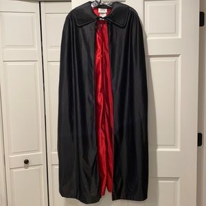 Mayhem Mansion long black cloak Halloween Cape O/S